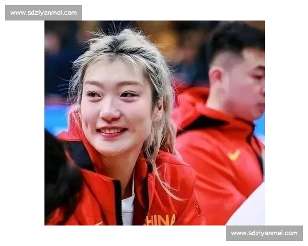 宫鲁鸣挥泪斩李梦!铁腕治军掀女篮变革,球迷:早该如此 宫鲁鸣挥泪斩李梦!铁腕治军掀女篮变革,球迷:早该如此